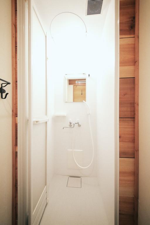 Bnbplus Niigata Book Inn Екстер'єр фото