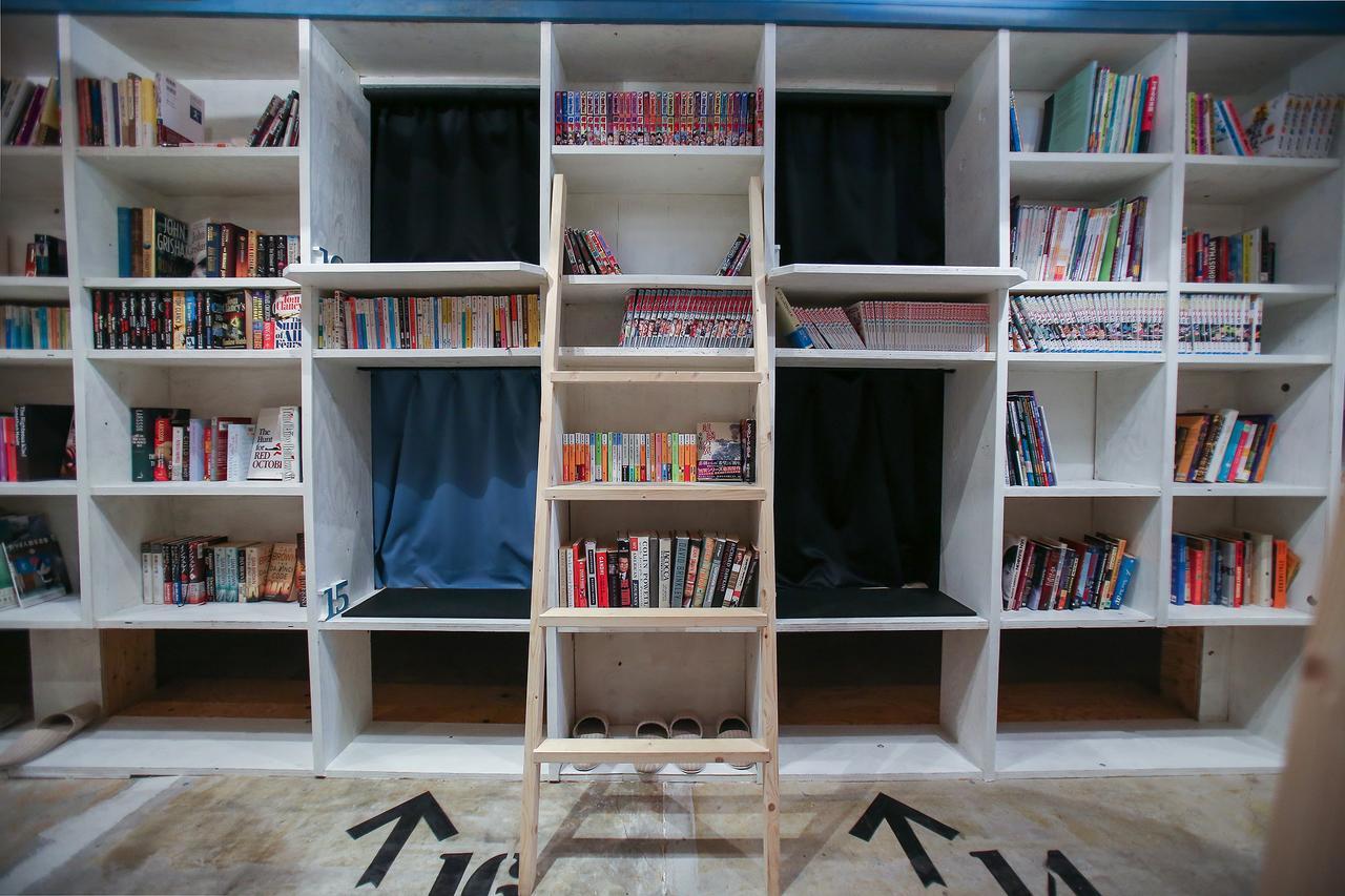 Bnbplus Niigata Book Inn Екстер'єр фото